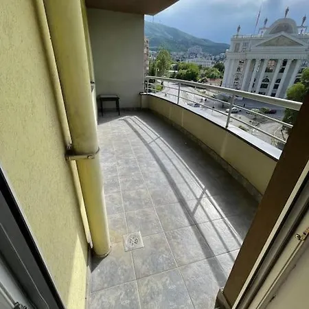Lovely 1-bedroom In A Fantastic Location *